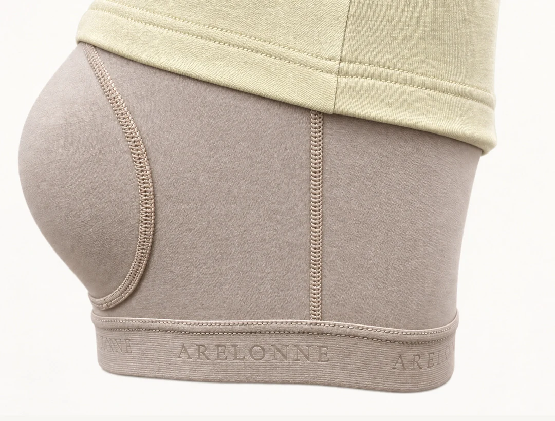 Close-up of cup stitching and the underbust band.
